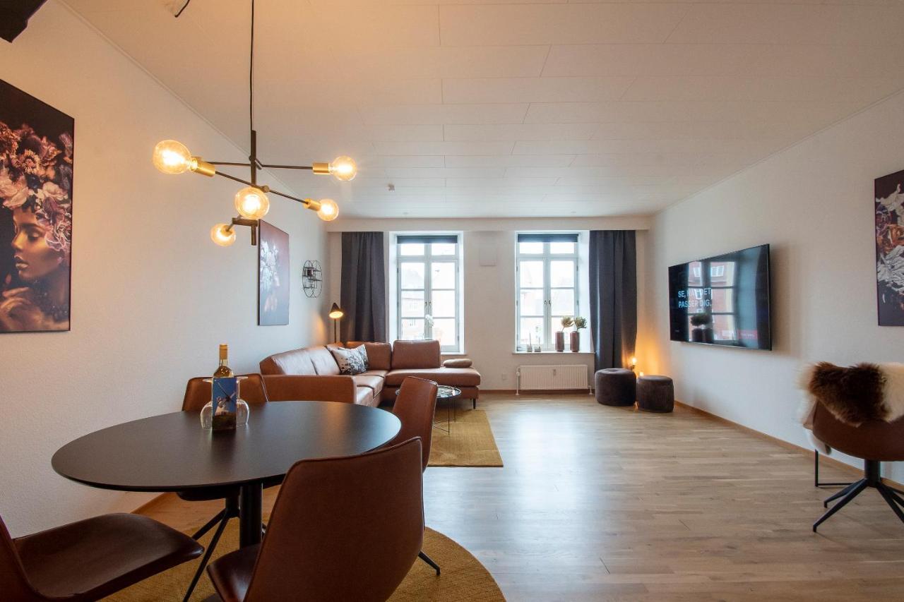 Stylish Two Floor Deluxe Apartment - 2 Bedroom Sønderborg Exteriér fotografie